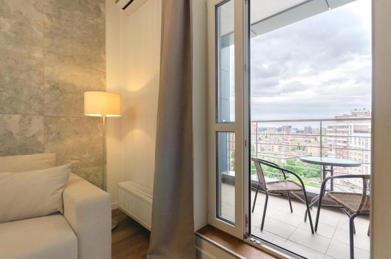Petrovdom Apartaments 11-212 In Rc Central Park, 7 John Mccain Street Kyiv Exterior photo