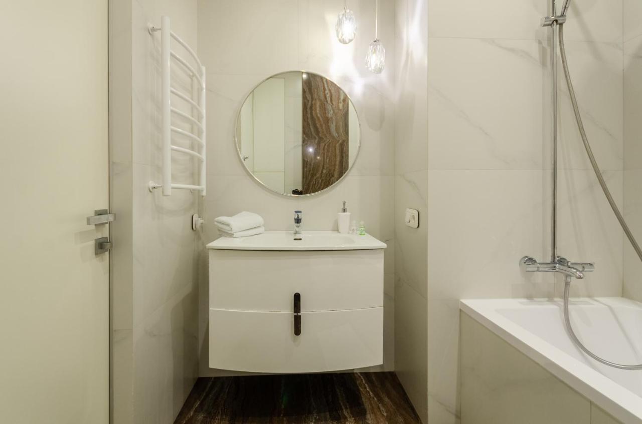 Petrovdom Apartaments 11-212 In Rc Central Park, 7 John Mccain Street Kyiv Exterior photo